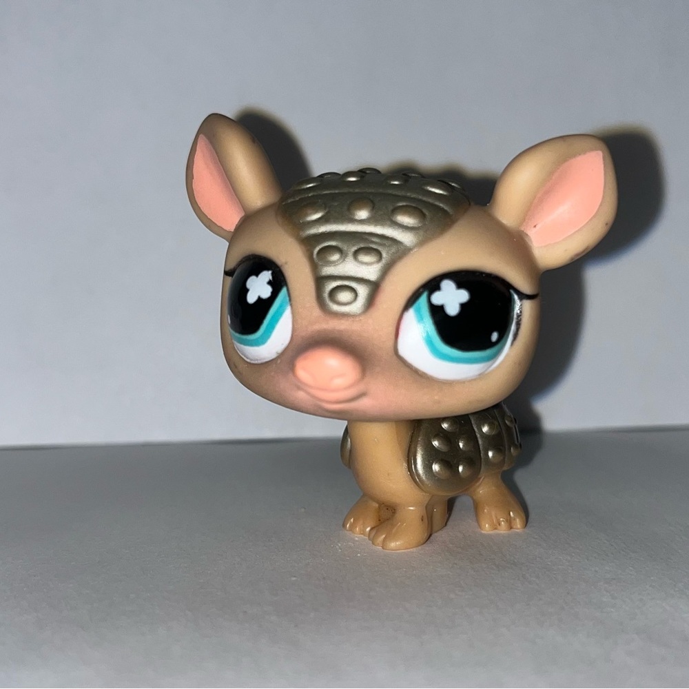Lps bundle 2 lps dog and armadillo